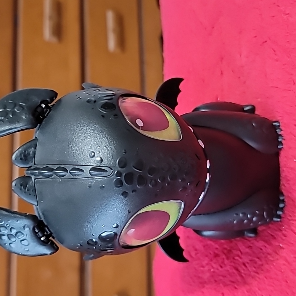Toothless Dragon Figure with Motion and sounds.